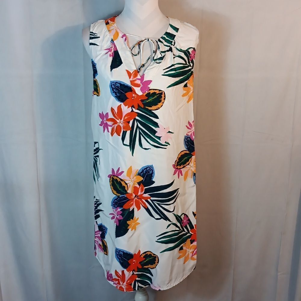 Hawaiian Floral Sleeveless A-Line Dress - Picture 2 of 8